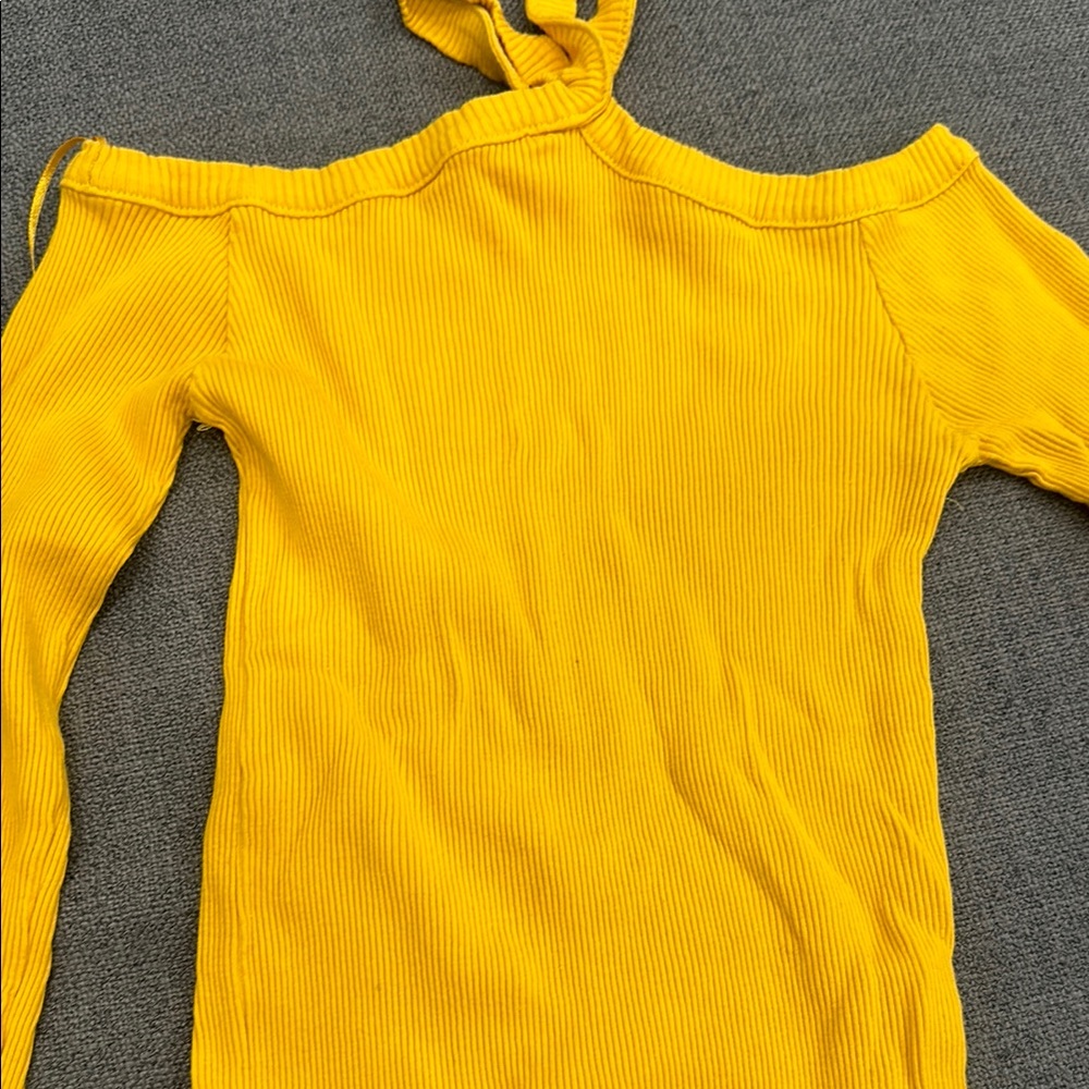 Yellow Off-Shoulder Top - Picture 2 of 2